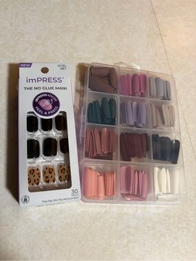 Bundle of Press on Nails (NWOT - NEVER USED, over 300 PCS)